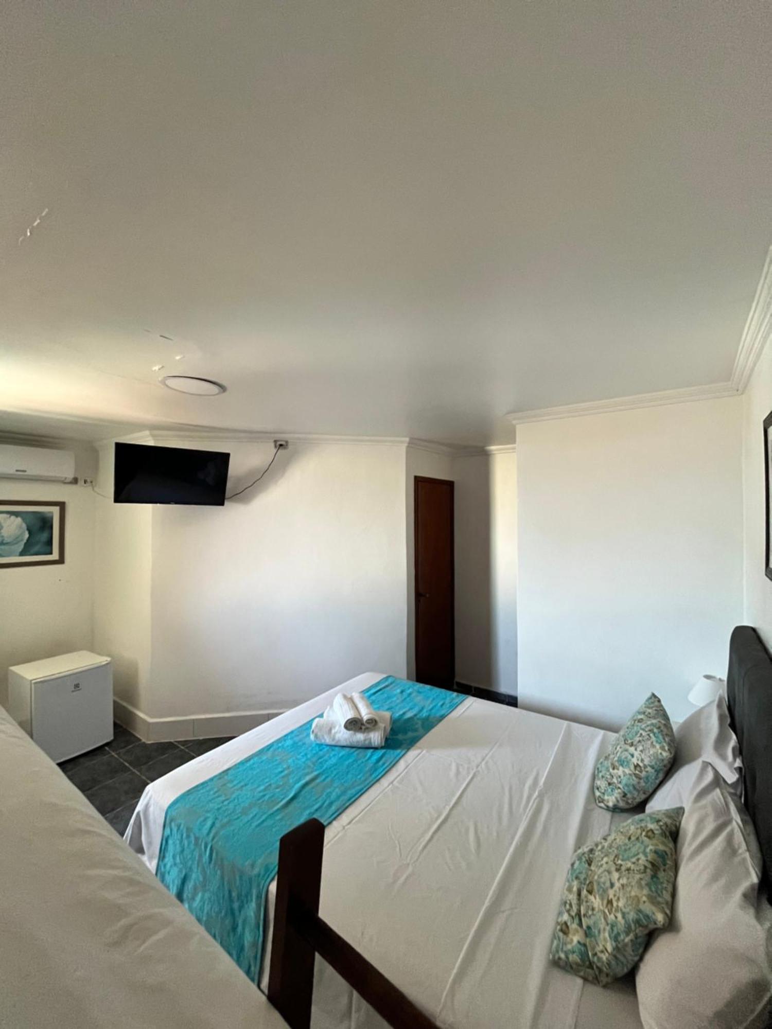Pousada Elegance Beira Mar Itanhaem Ngoại thất bức ảnh