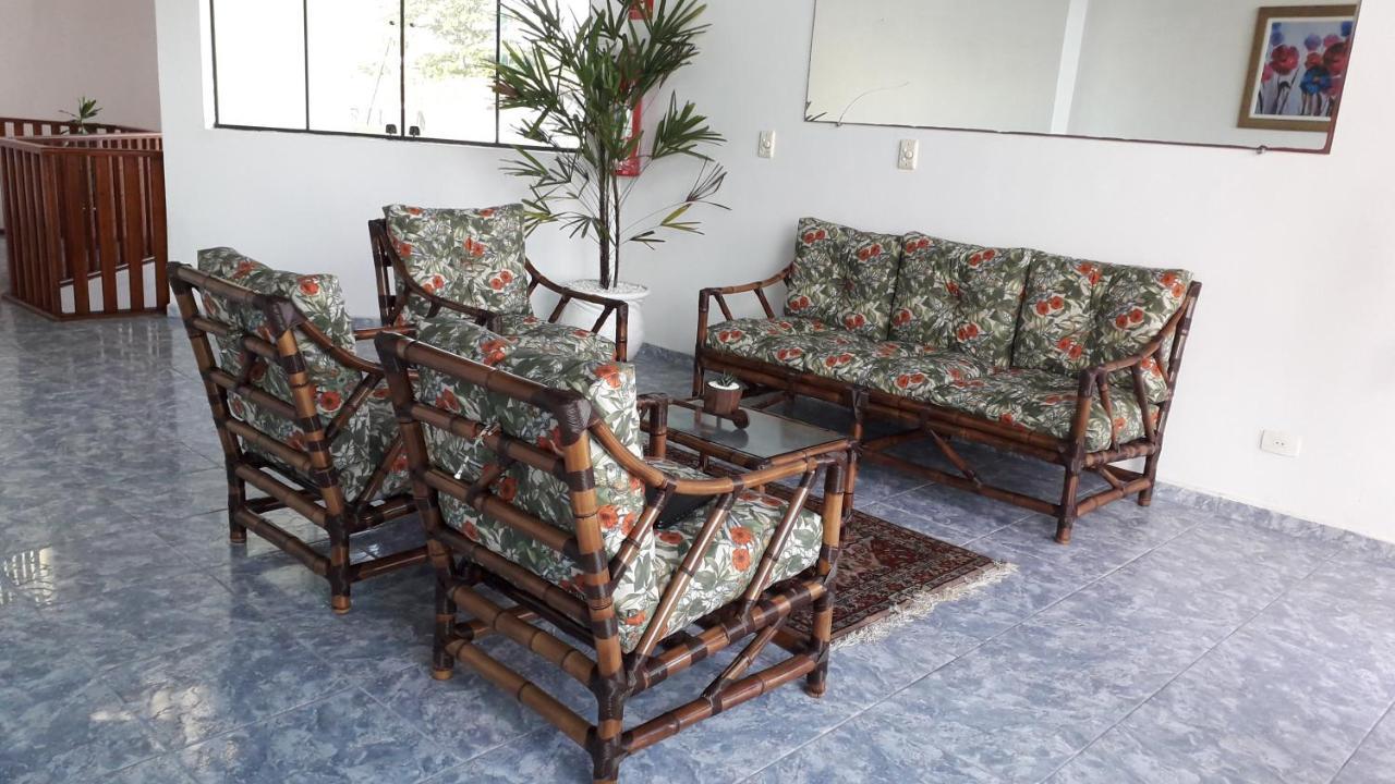 Pousada Elegance Beira Mar Itanhaem Ngoại thất bức ảnh